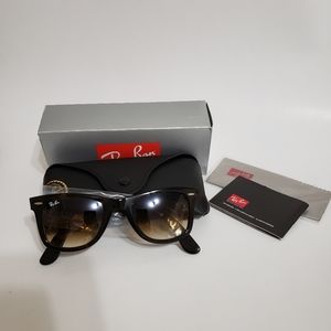 💯NWT💯Ray ban 2140 sunglasses